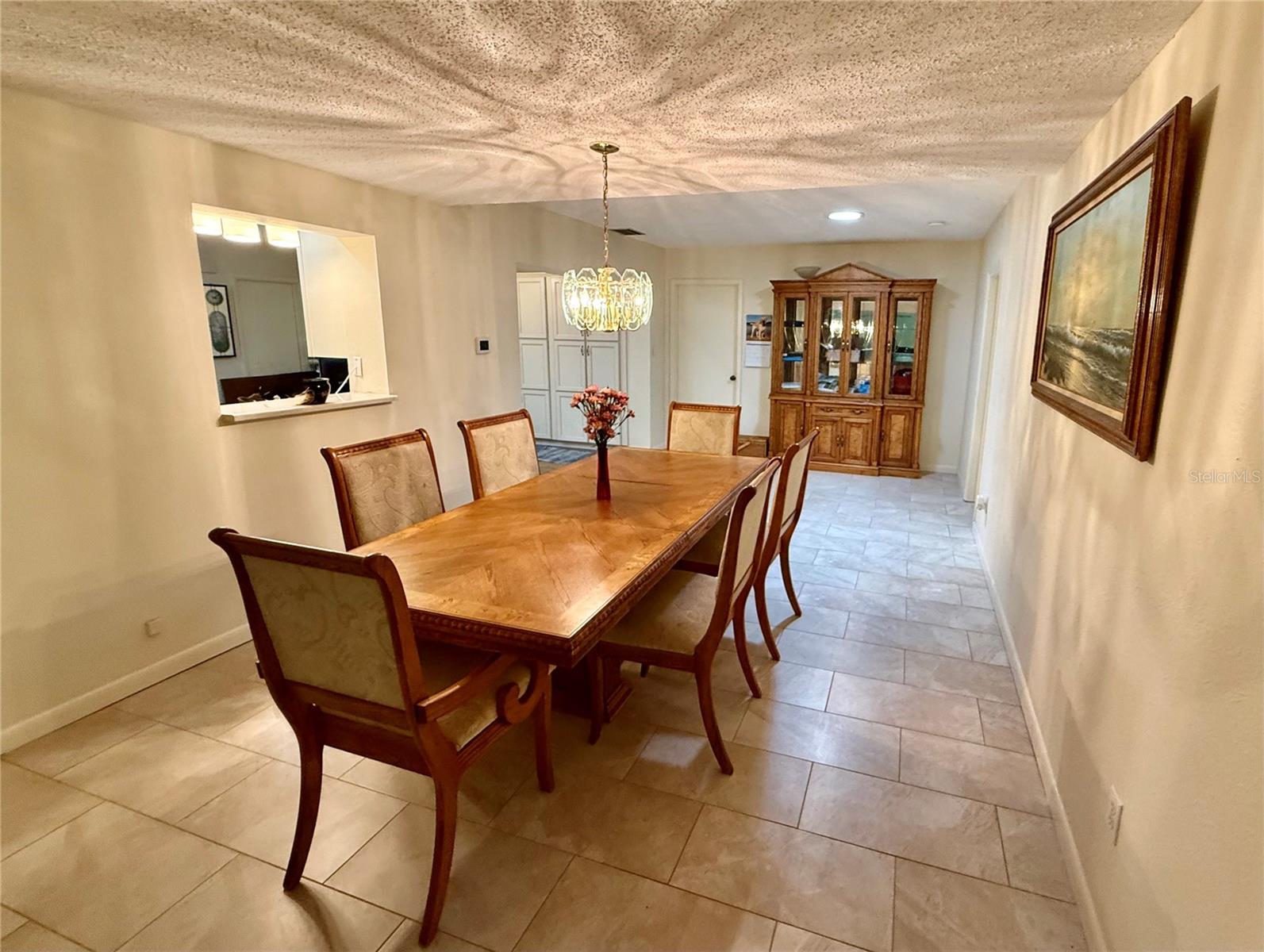 BAY BREEZE ESTATES - Residential
