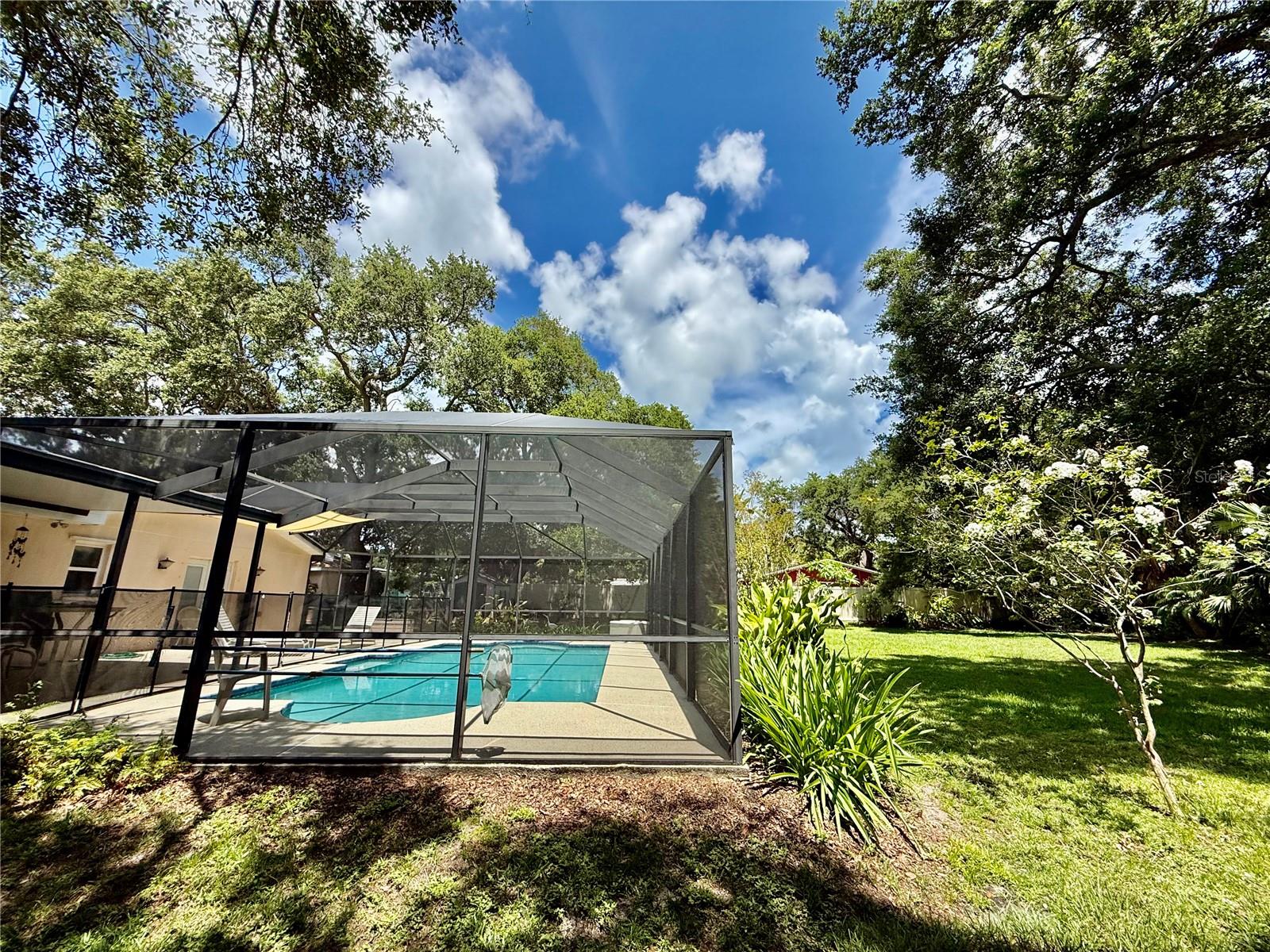 BAY BREEZE ESTATES - Residential