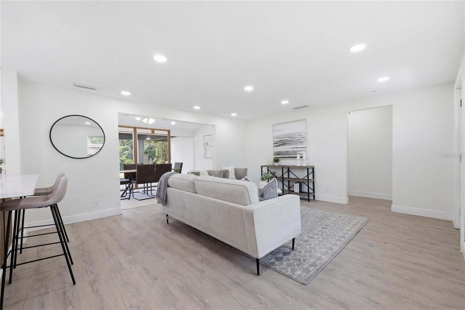 FERN CLIFF - Residential