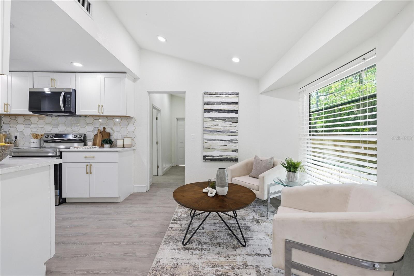 FERN CLIFF - Residential