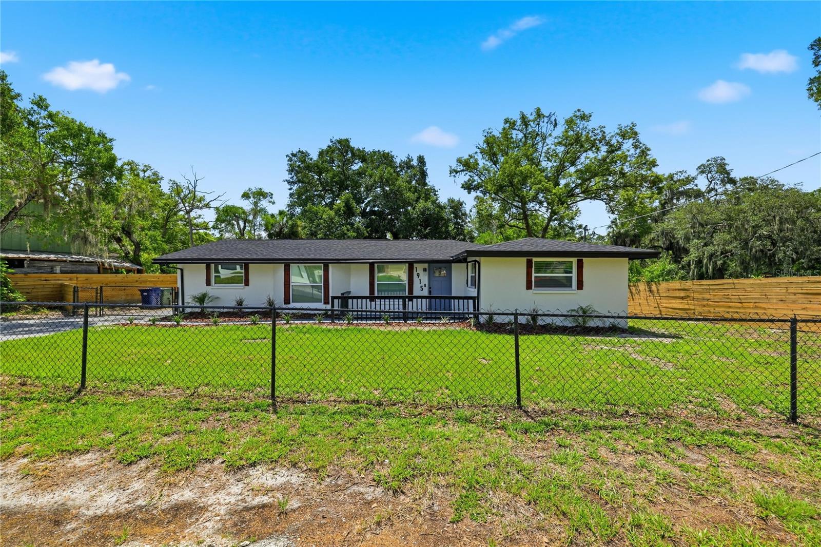 FERN CLIFF - Residential