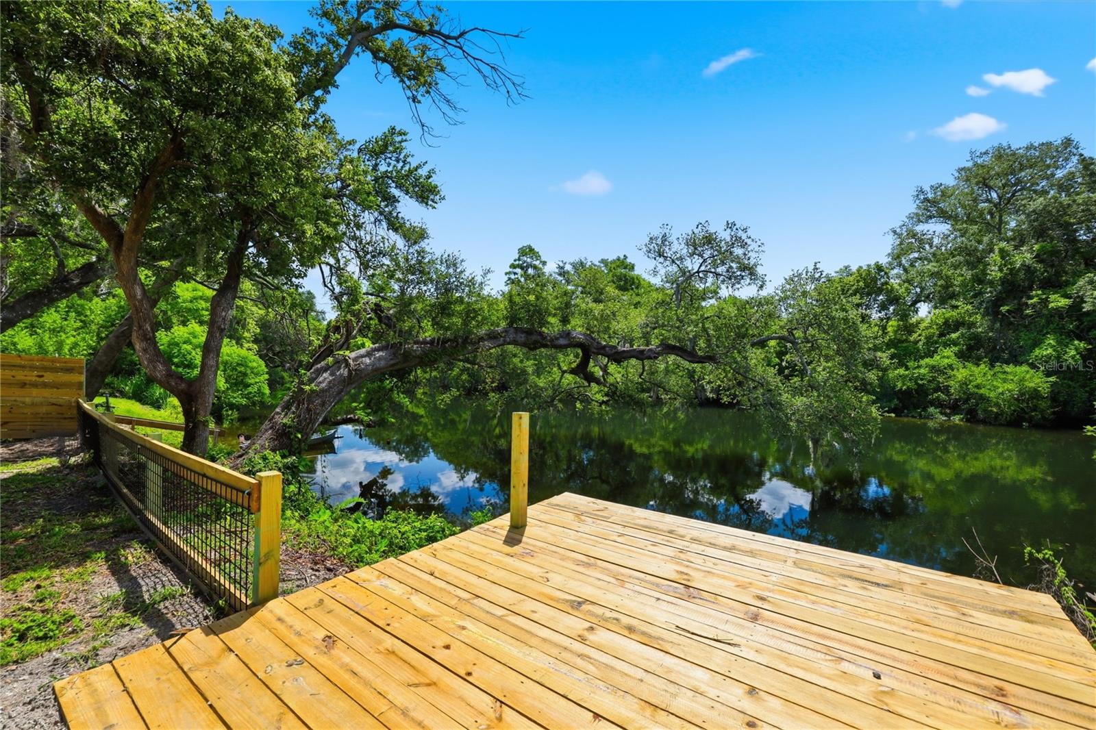 FERN CLIFF - Residential