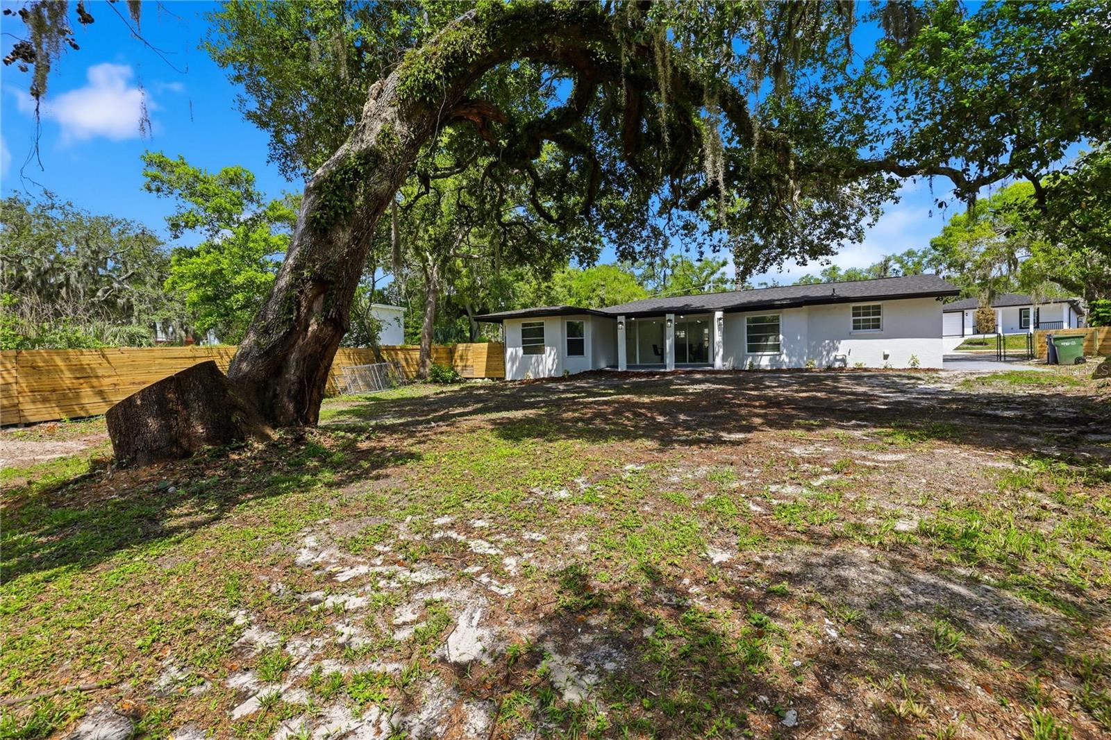 FERN CLIFF - Residential