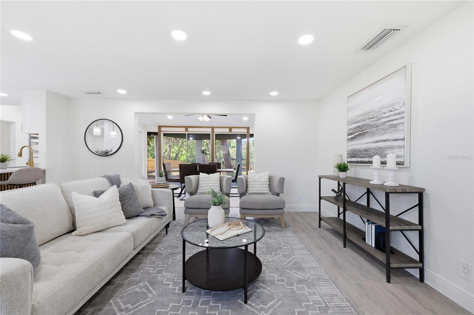 FERN CLIFF - Residential