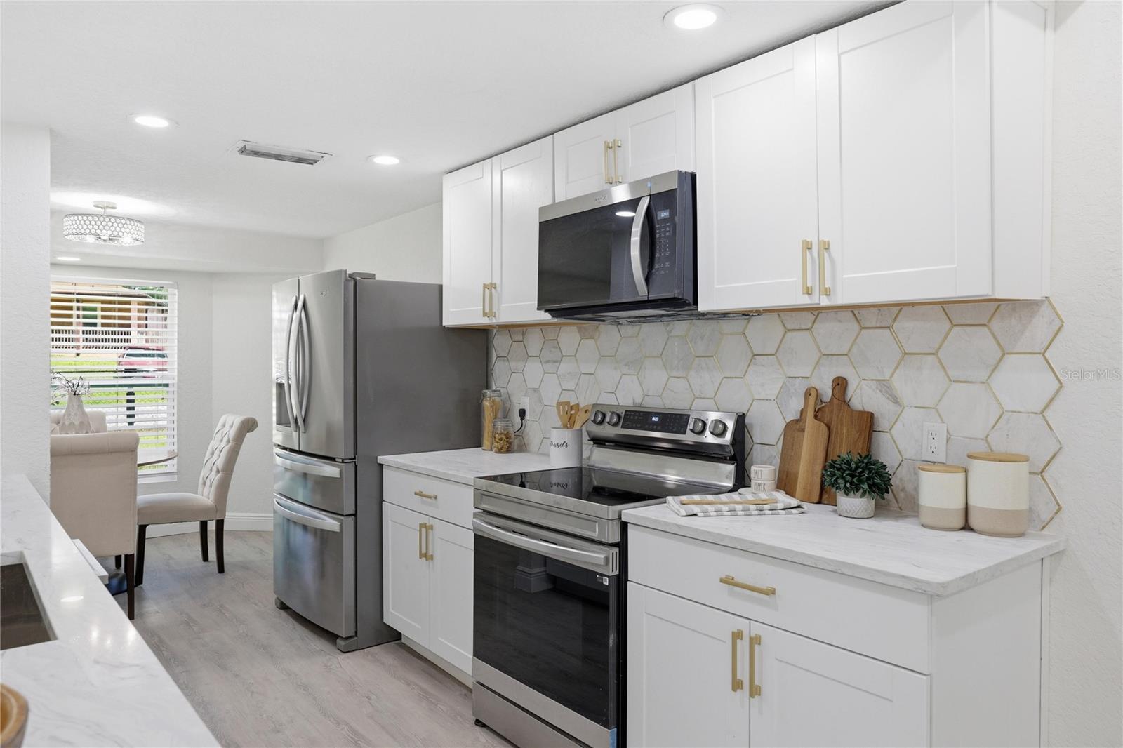 FERN CLIFF - Residential