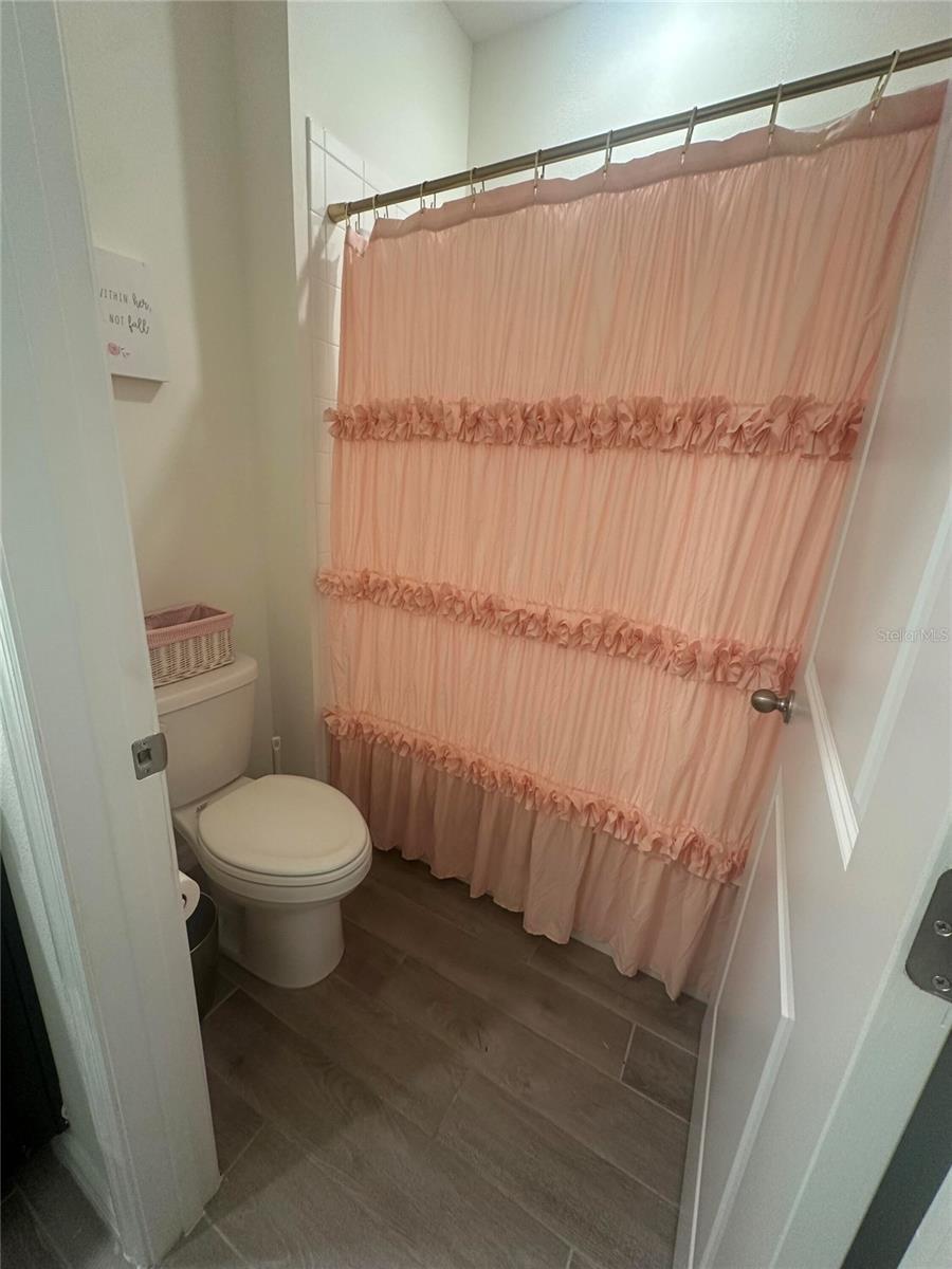 ARBOR GREENS PH 2 UNIT 4B PB 37 PG 91 - Residential