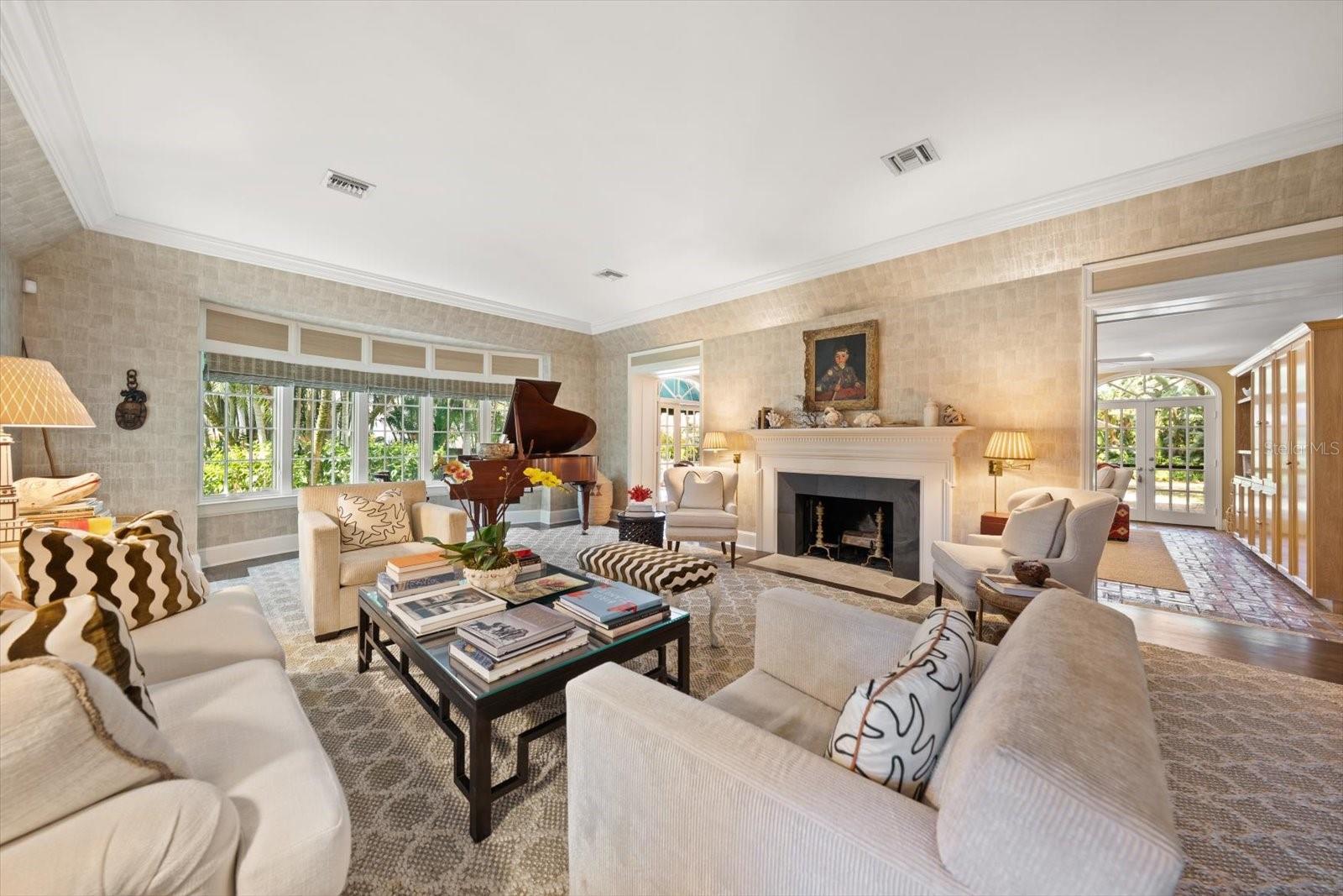 BELLEAIR ESTATES - Residential