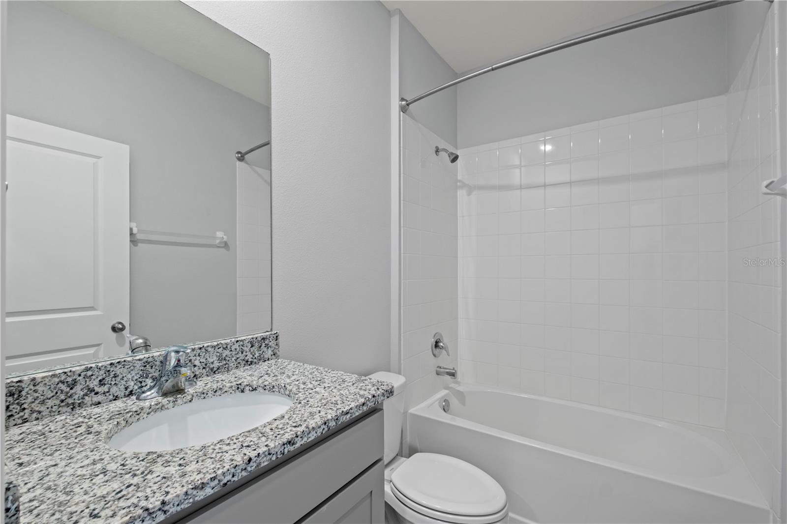 BRIARWOOD PH 1 PB 37 PG 33 - Residential