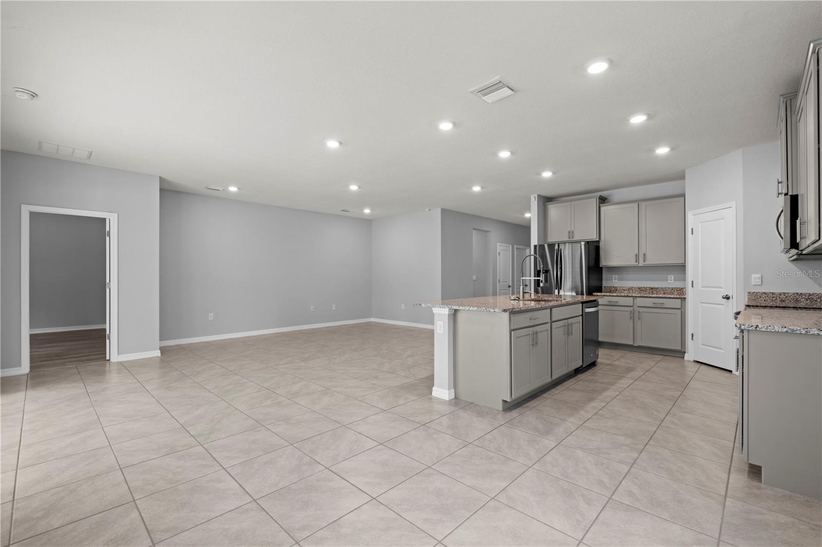 BRIARWOOD PH 1 PB 37 PG 33 - Residential