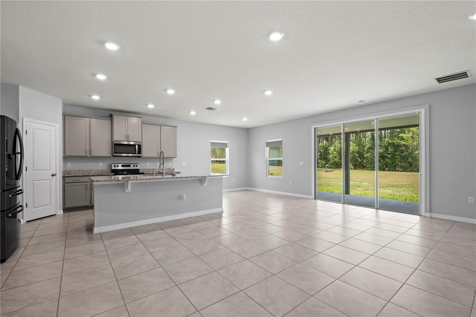 BRIARWOOD PH 1 PB 37 PG 33 - Residential