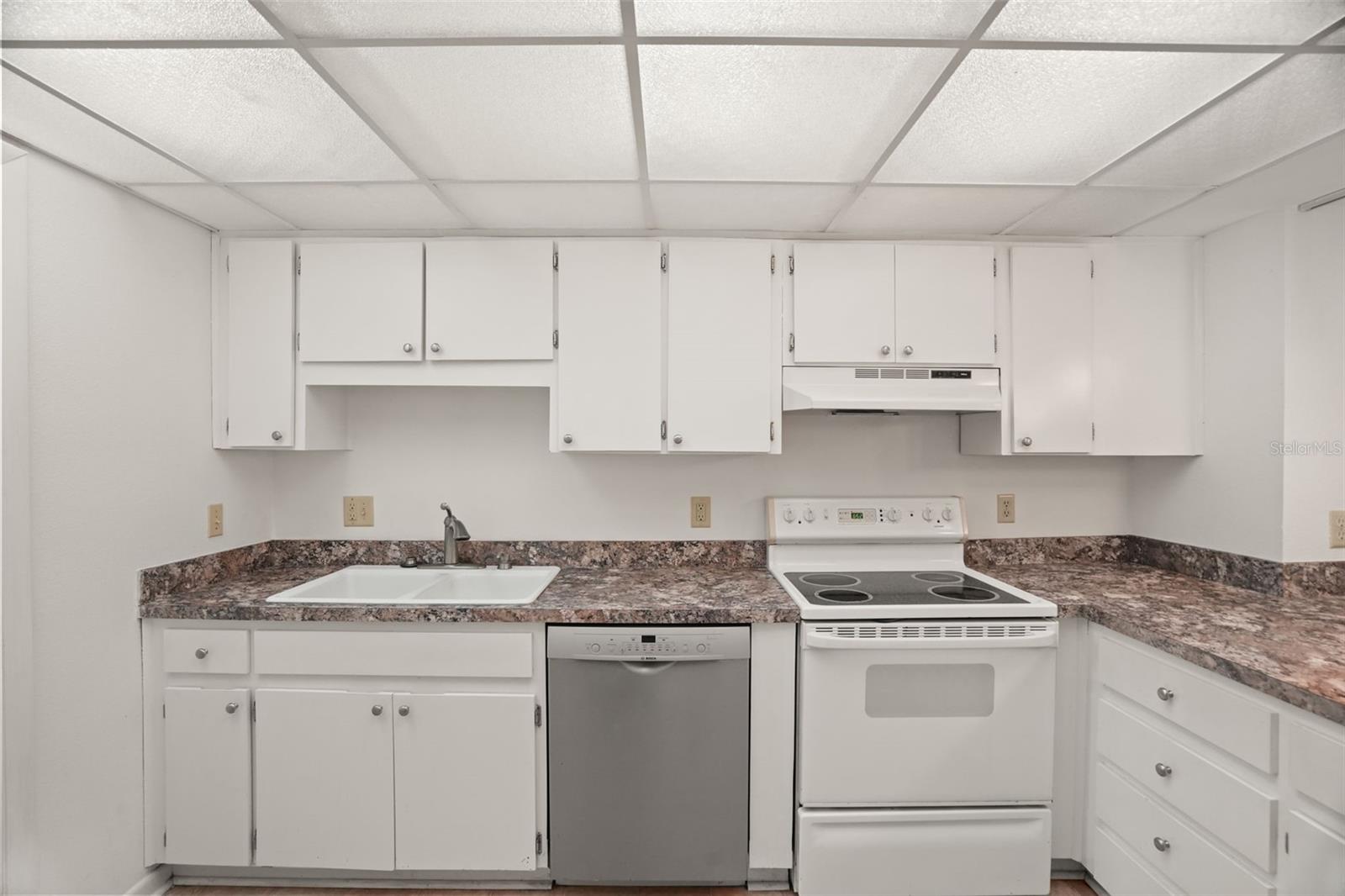 TARPON WOODS CONDO 3 - Residential