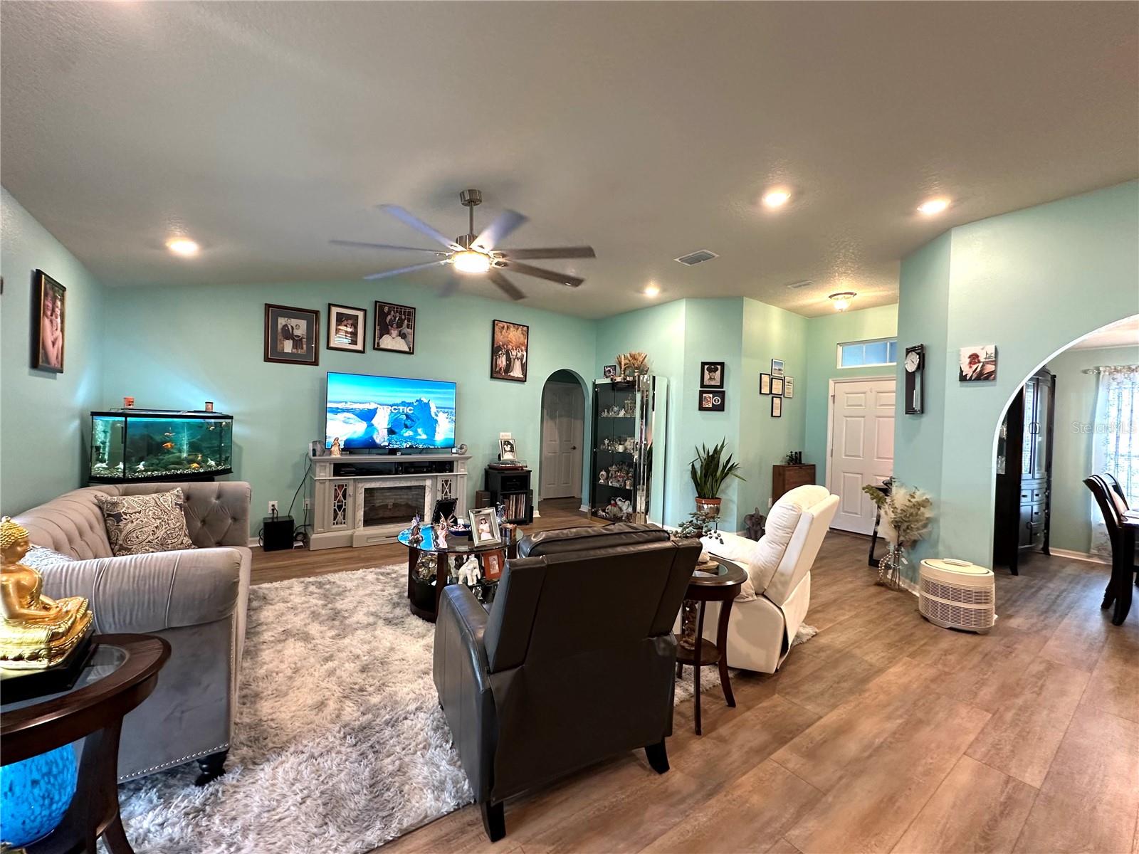 MARION OAKS #9 - Residential