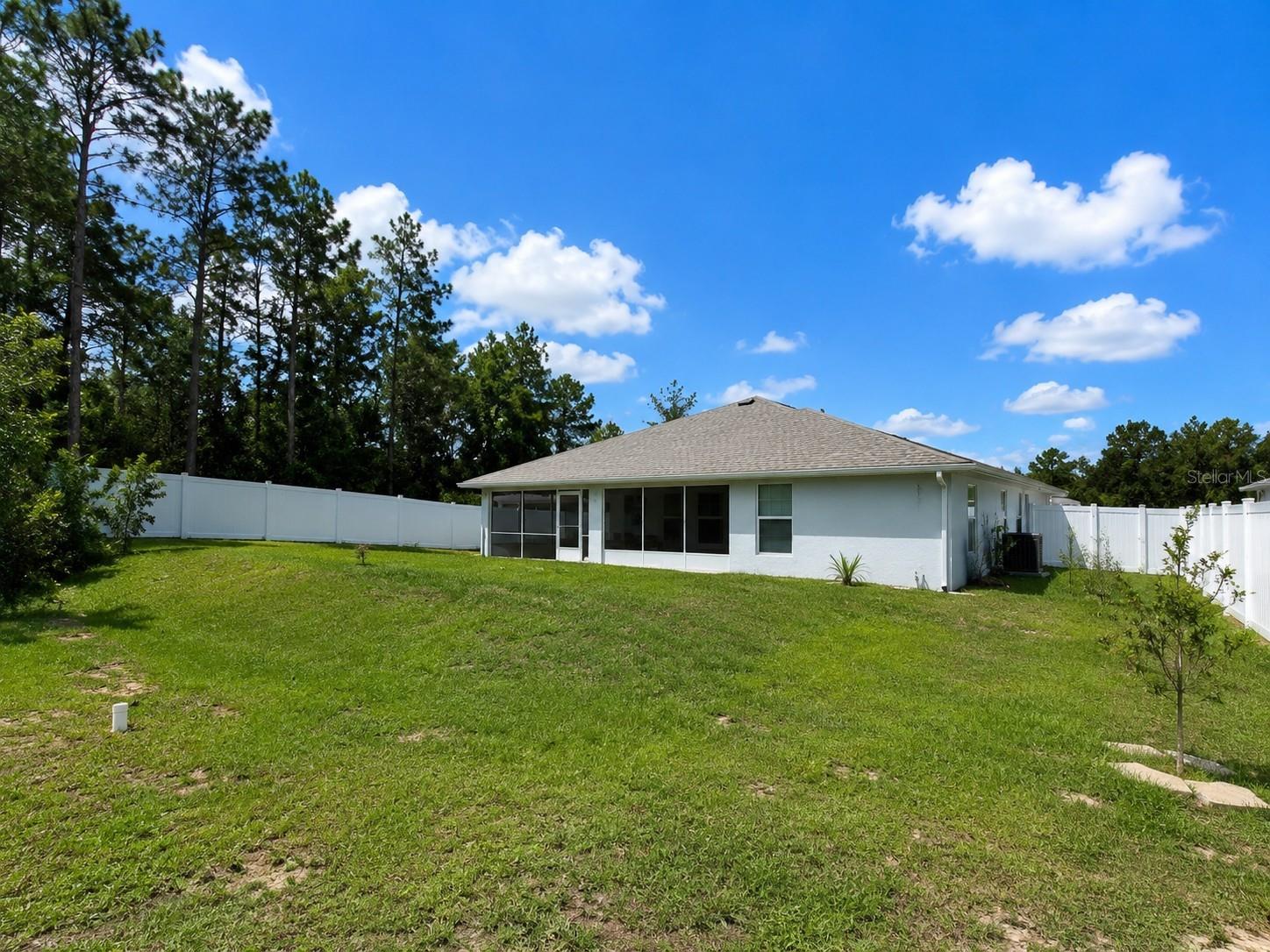 MARION OAKS #9 - Residential