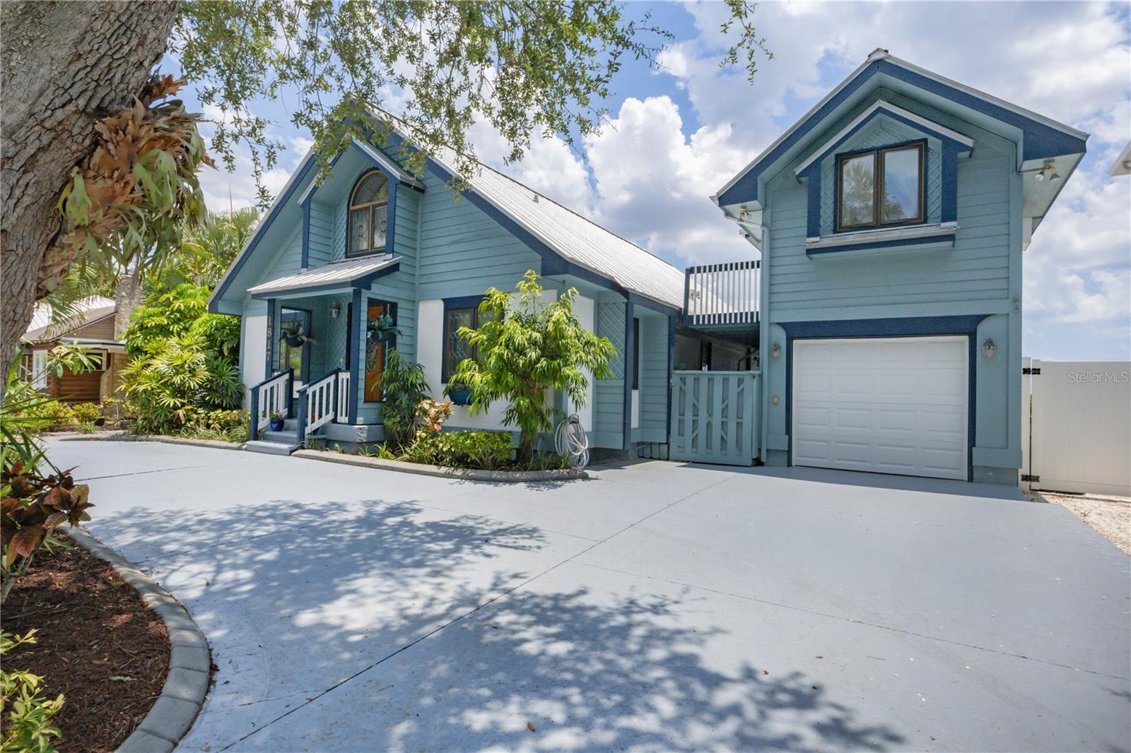 NO SUBDIVISION - Residential