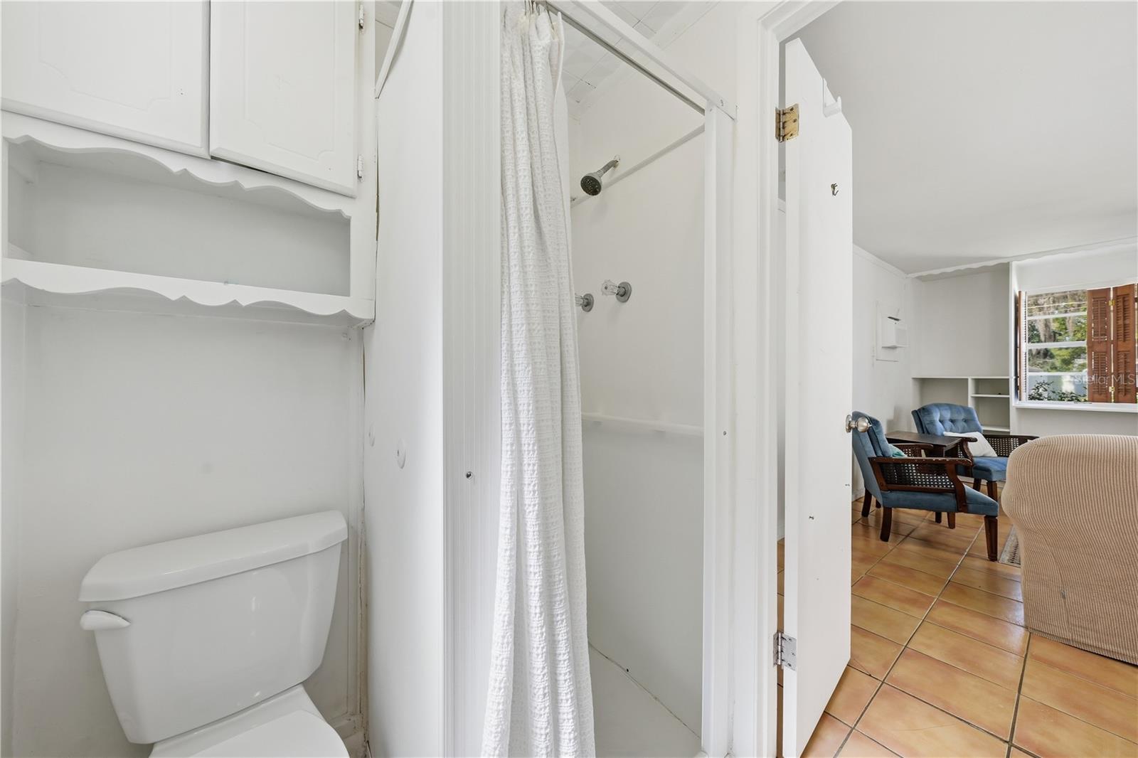 MOUNT DORA SUNSHINE CORNER - Residential Lease
