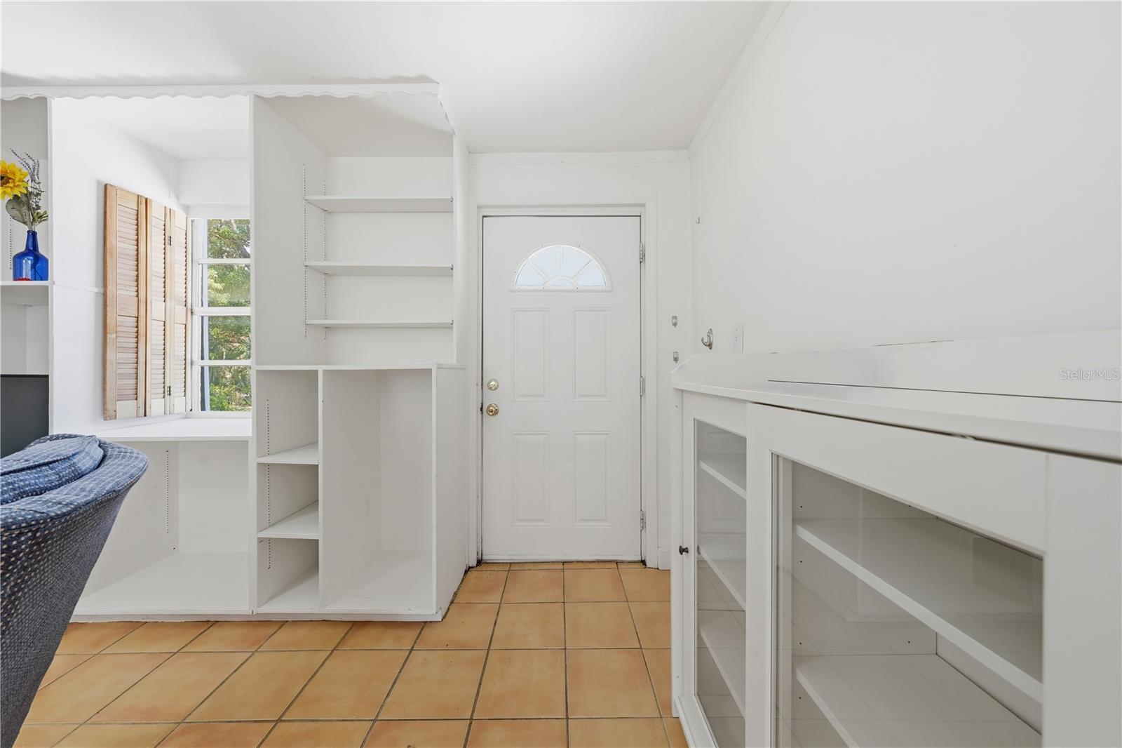 MOUNT DORA SUNSHINE CORNER - Residential Lease