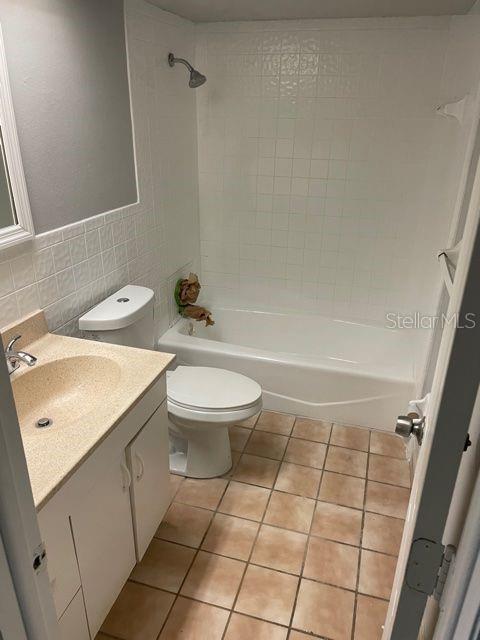 SOL AQUA - Residential Lease