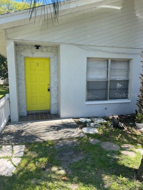 Welcome to Pineapple! Available now! One bedroom residences in this quaint 3 unit building in the heart of beautiful Tarpon Springs. Our tiny little piece of paradise sits walking distance from the harbor and is less than 1 mile to the beautiful park and beaches of Fred Howard Park. Also, less than a mile from downtown Tarpon springs and the highly sought after Sponge docks. Water sewer, trash and pest are included for a flat monthly fee. Small pet may be considered with a monthly pet fee per pet. Contact us today to schedule your private tour!