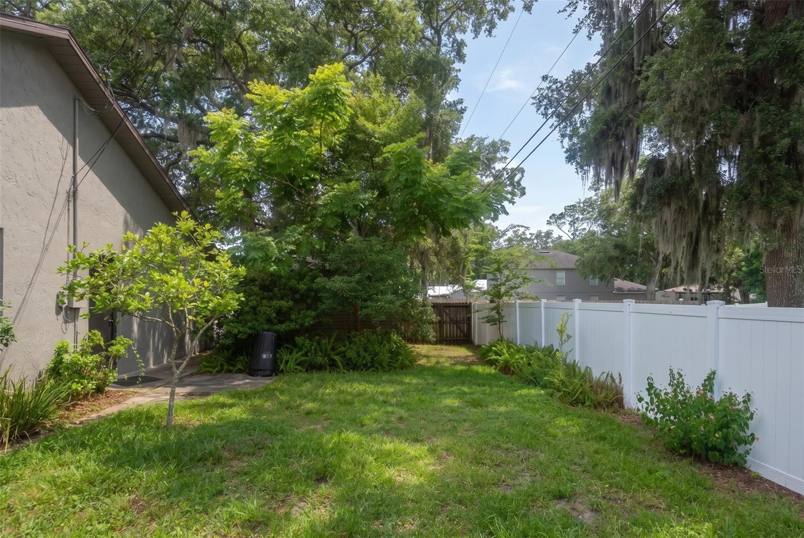 FLORIDA SHORES 01 - Residential