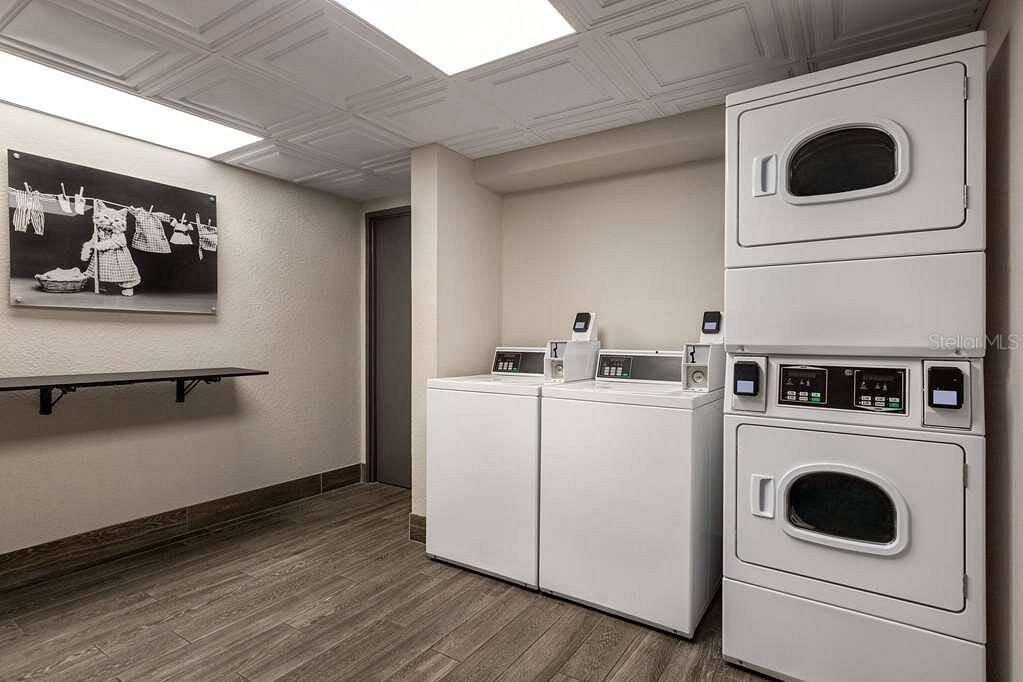SARASOTA CAY CLUB CONDO - Residential