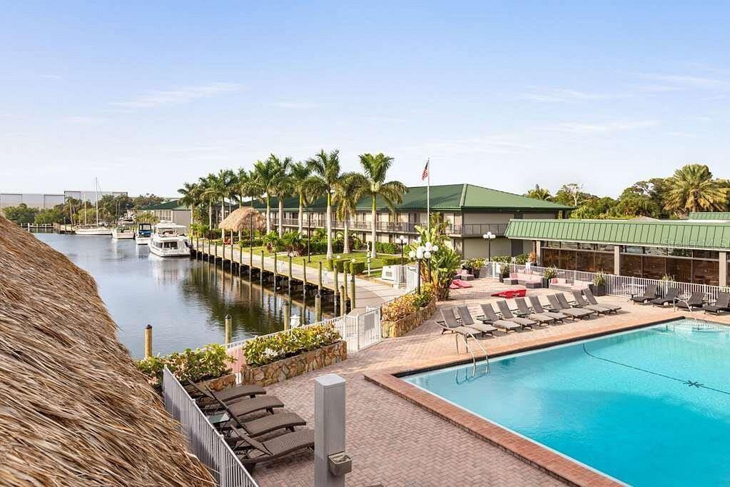 SARASOTA CAY CLUB CONDO - Residential