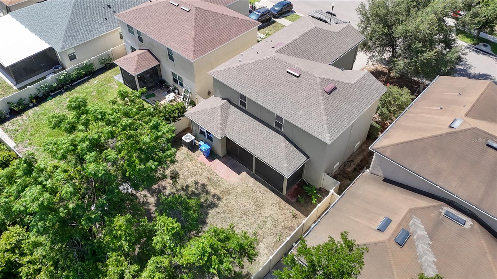 EMERALD OAKS - Residential
