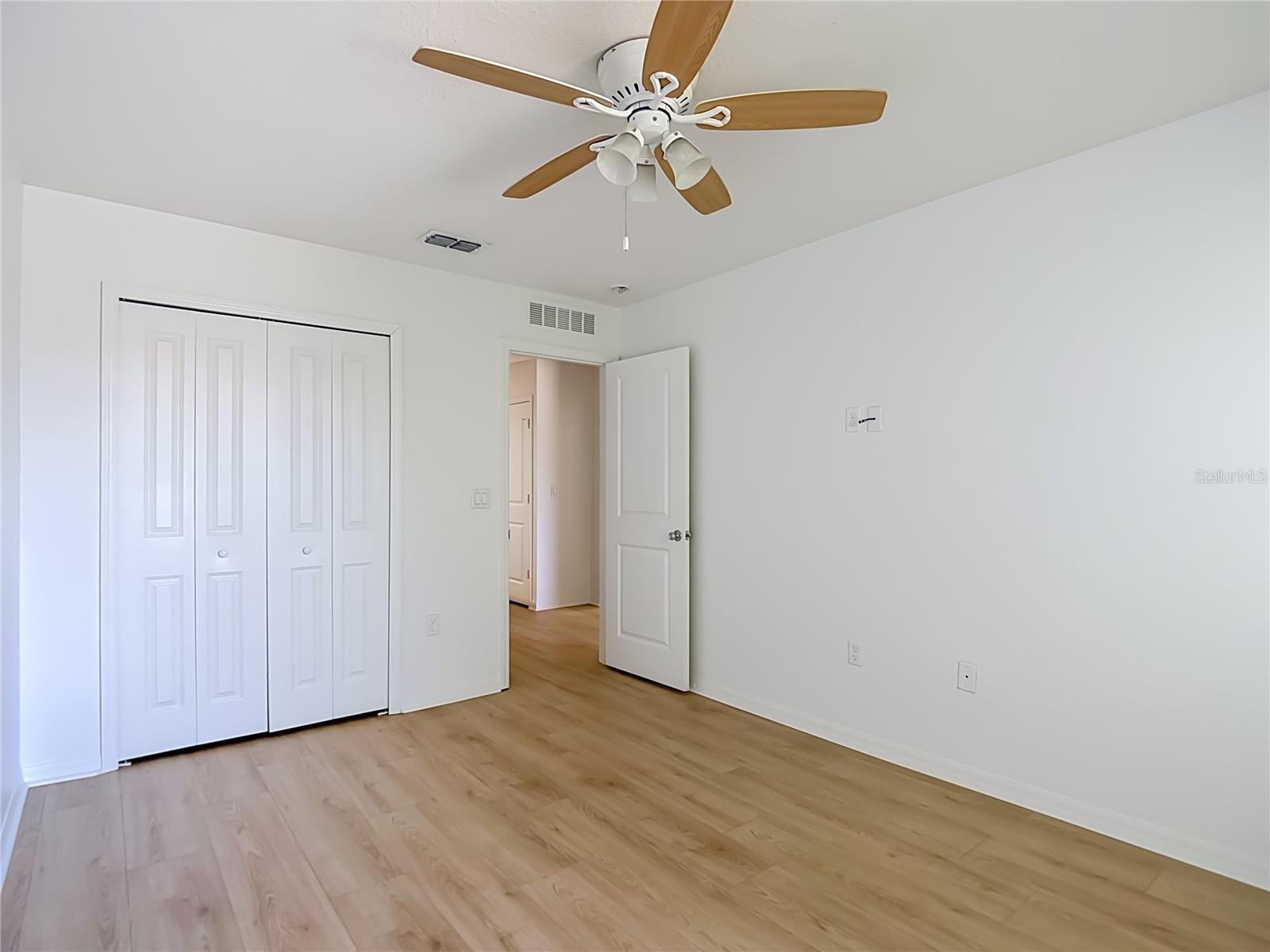EMERALD OAKS - Residential