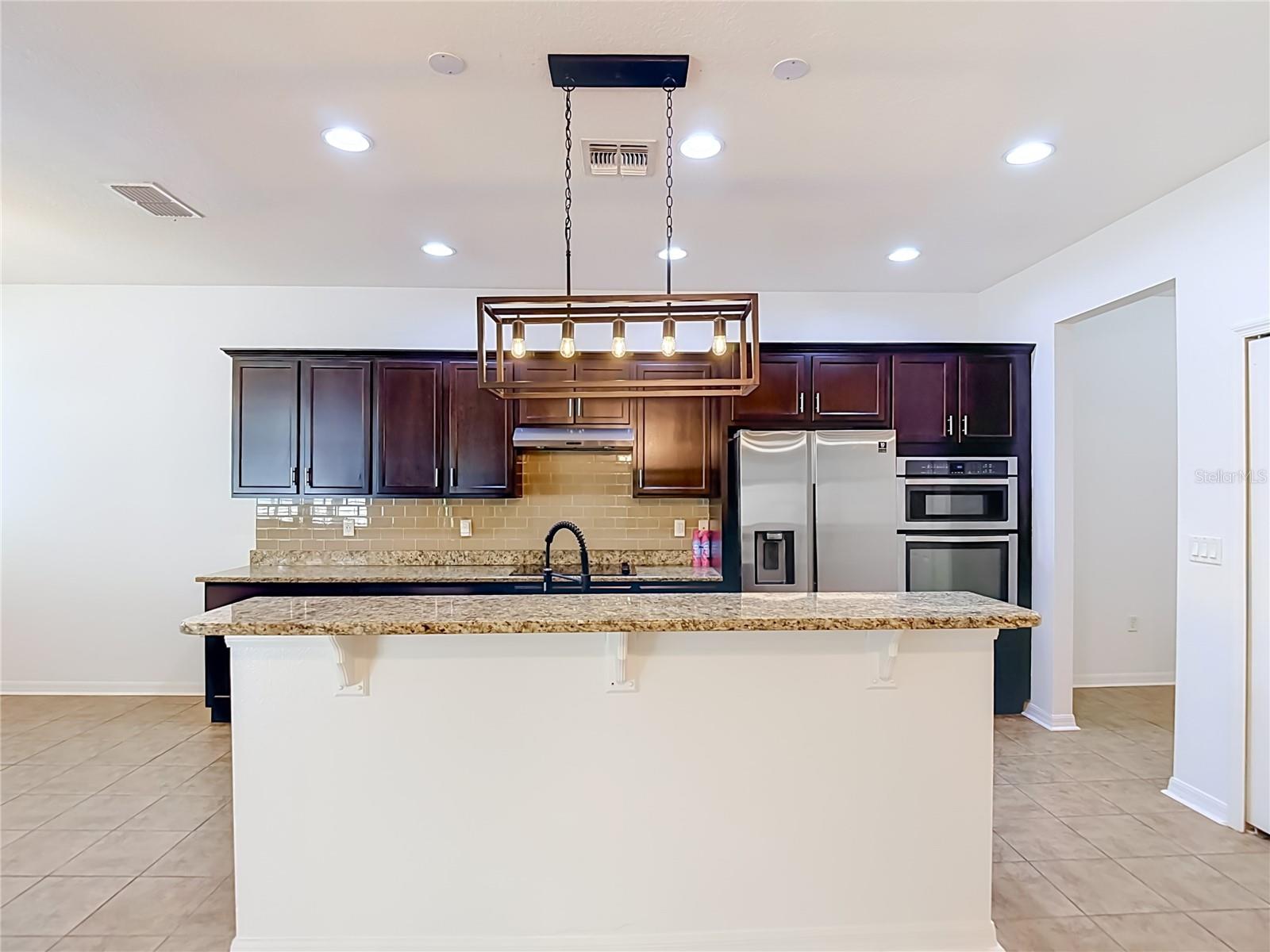 EMERALD OAKS - Residential