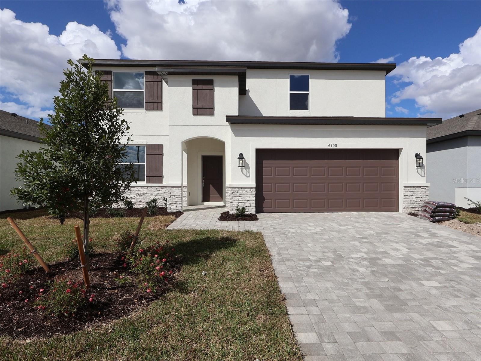 SOUTHPOINTE - Residential