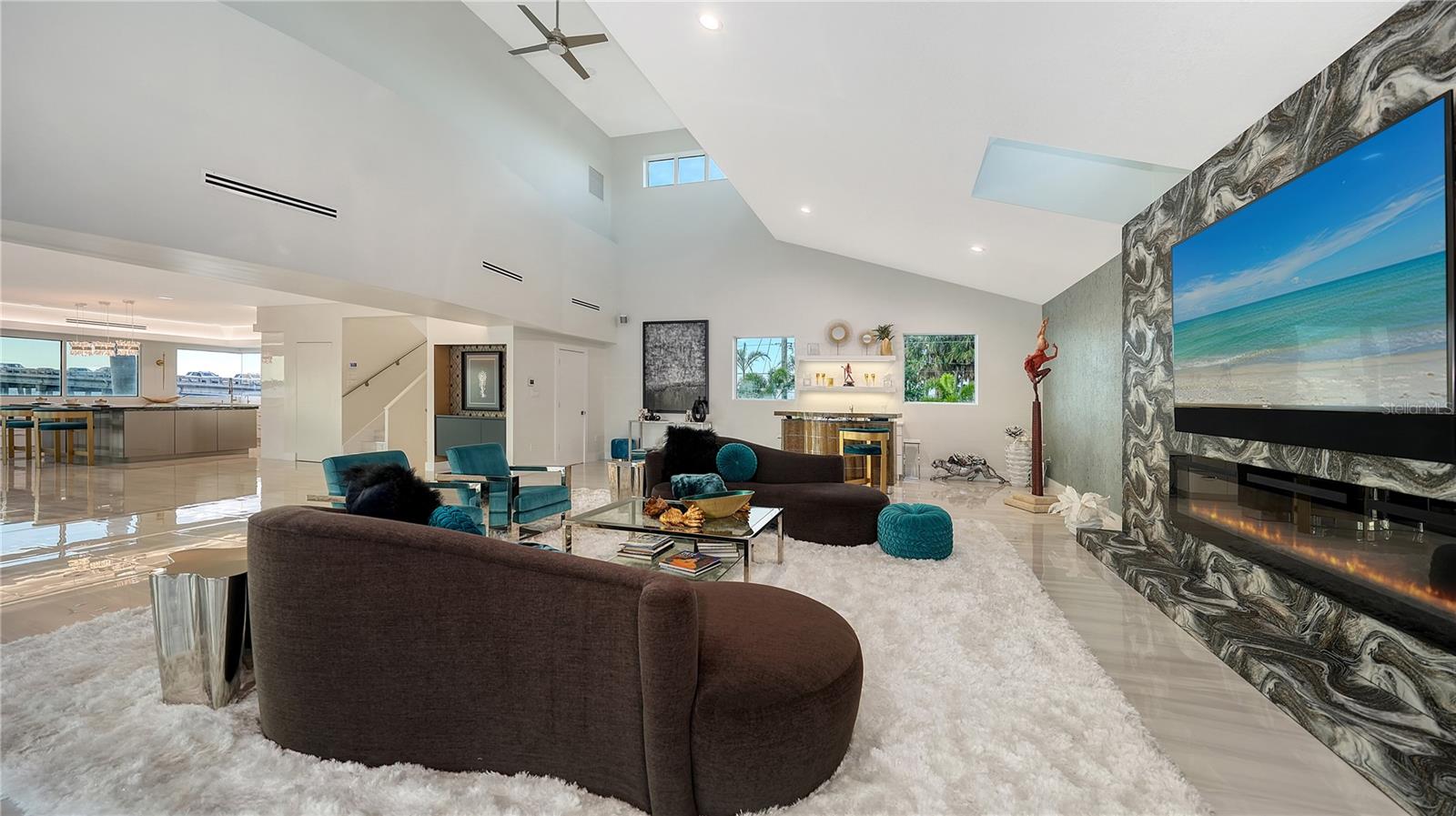 ACREAGE & UNREC - Residential