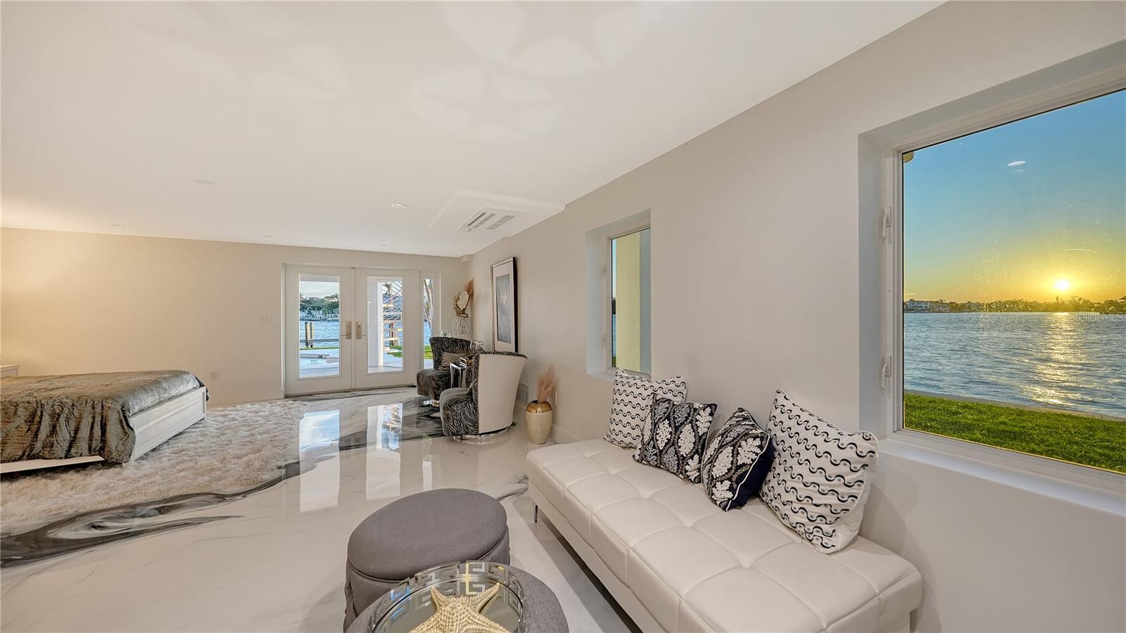 ACREAGE & UNREC - Residential