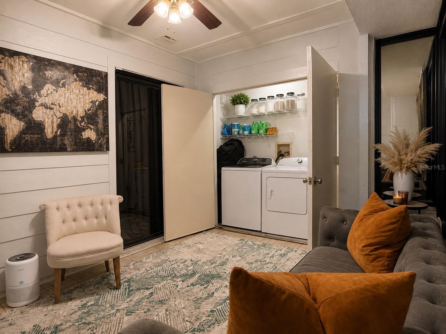 TERRACE OAKS TWNHMS - Residential