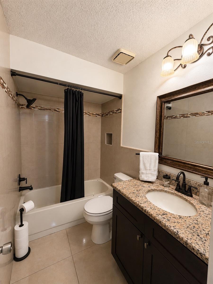 TERRACE OAKS TWNHMS - Residential