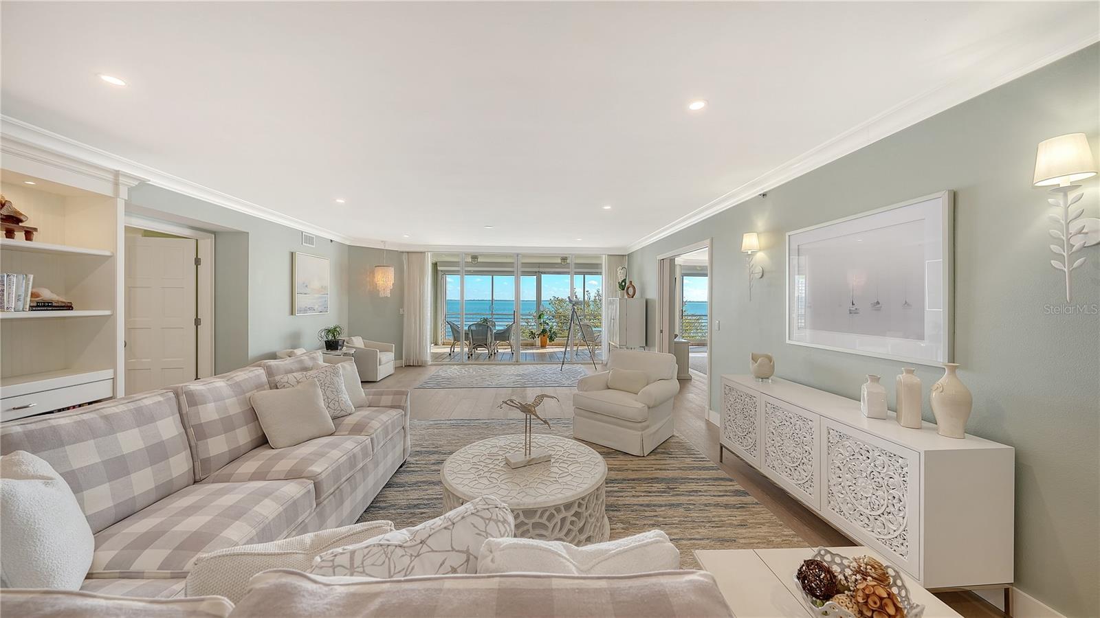 MARINA BAY - Residential