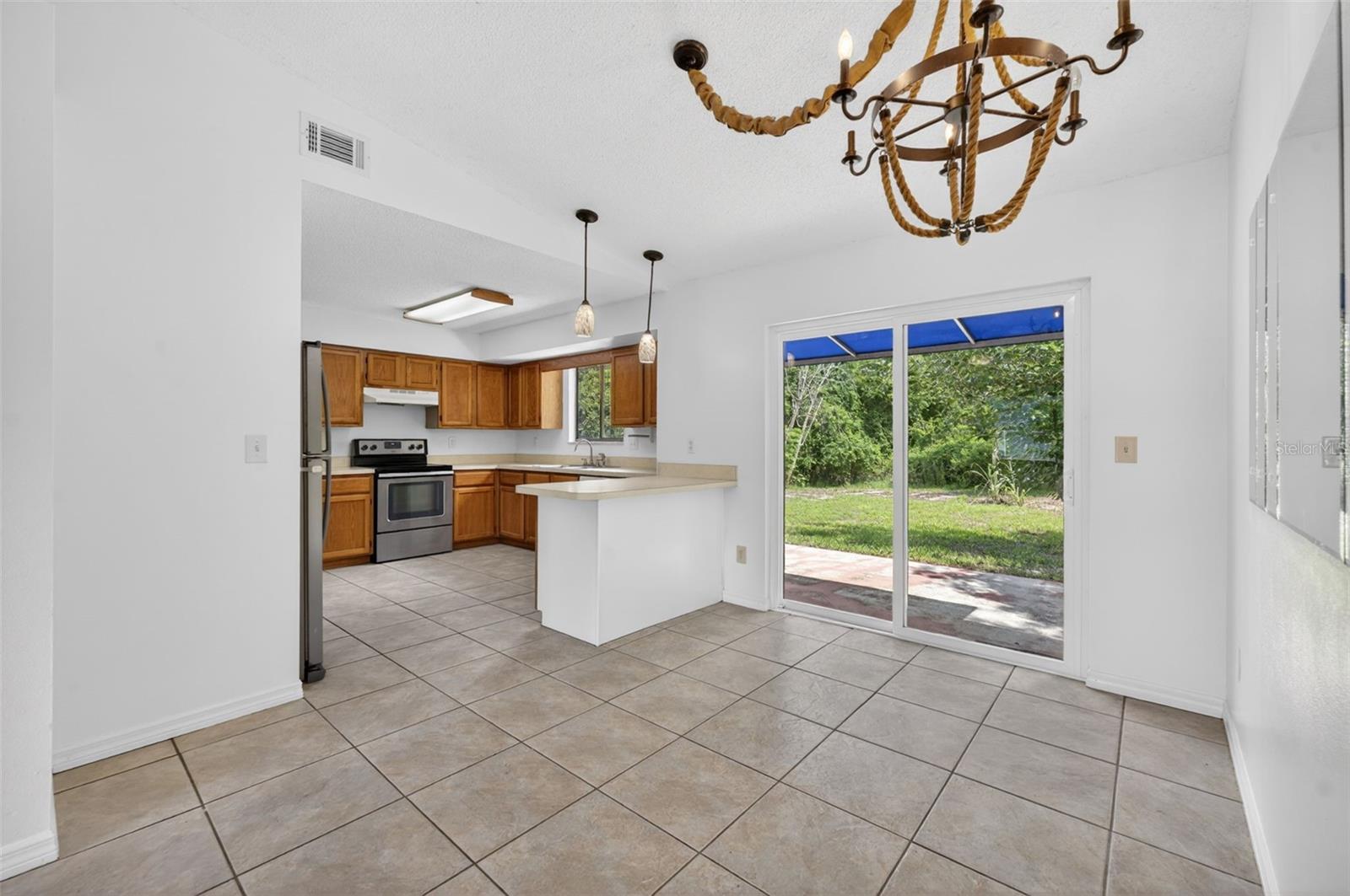 DELTONA LAKES UNIT 33 - Residential
