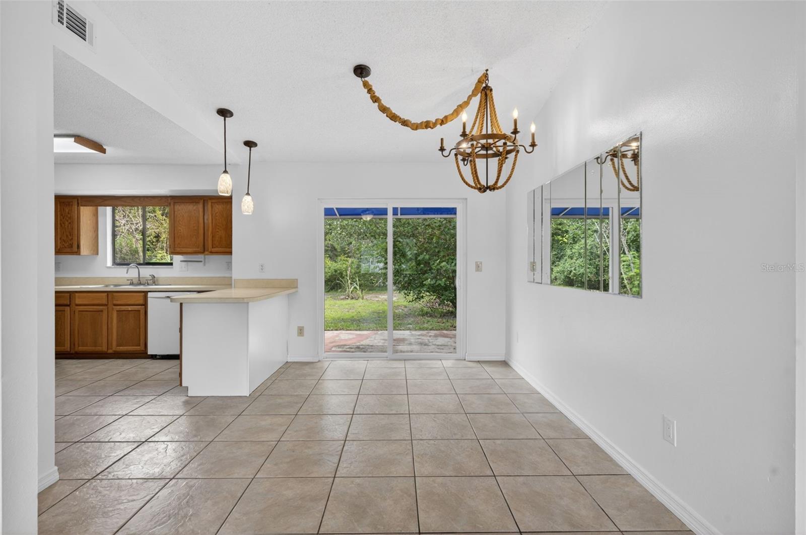 DELTONA LAKES UNIT 33 - Residential