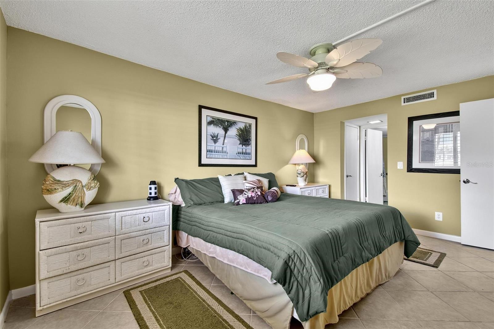 OCEAN BEACH CLUB I - Residential