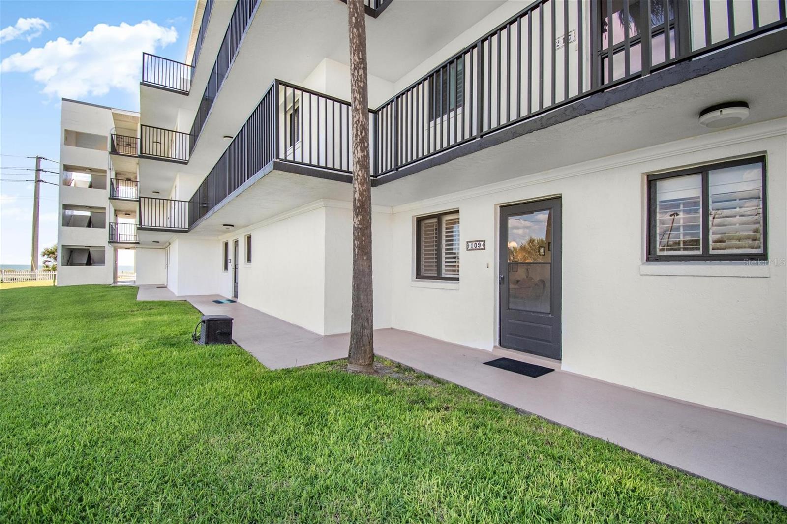 OCEAN BEACH CLUB I - Residential