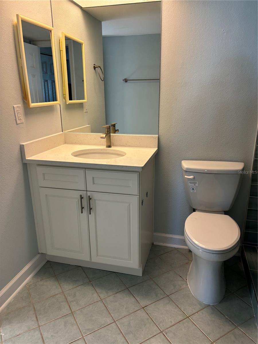 COLUMBIA TOWERS CONDO - Residential Lease