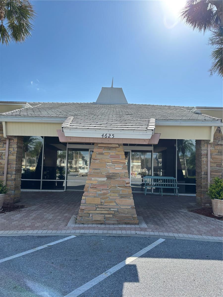 COLUMBIA TOWERS CONDO - Residential Lease