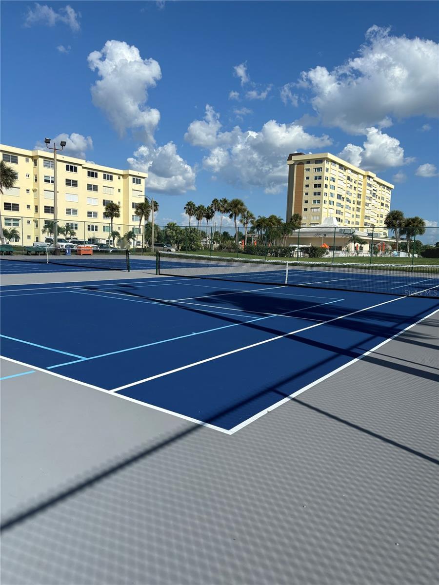COLUMBIA TOWERS CONDO - Residential Lease
