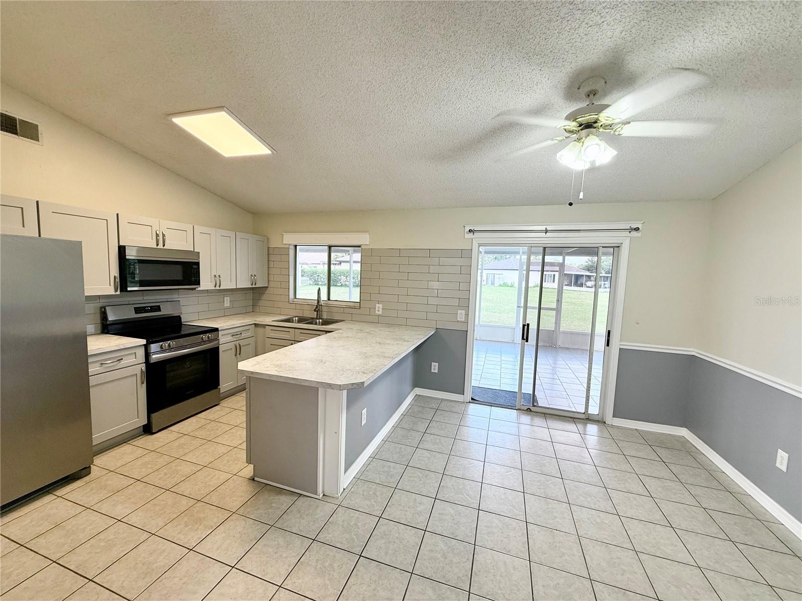 SILVER SPGS SHROE UN 27 - Residential Lease