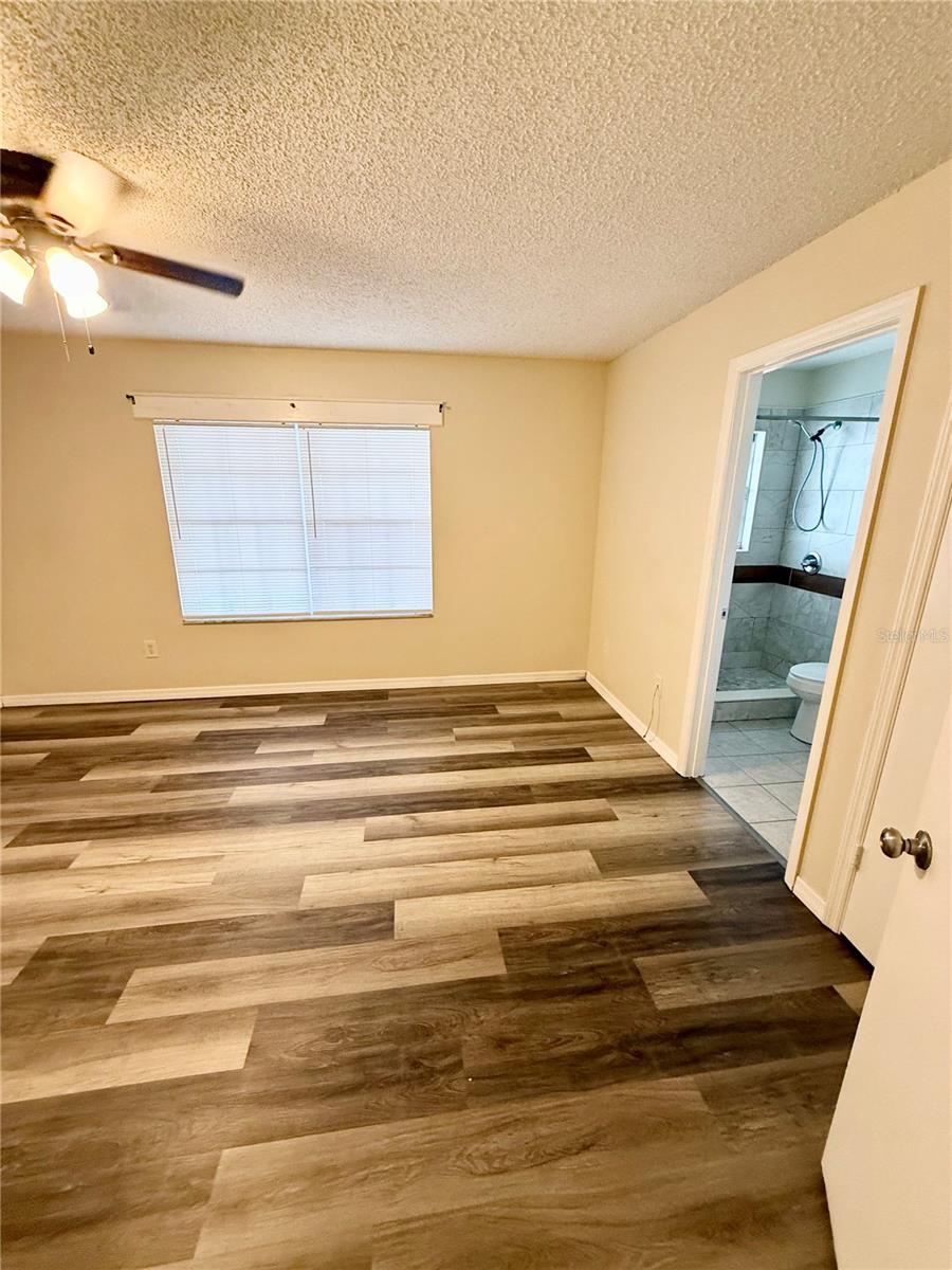 SILVER SPGS SHROE UN 27 - Residential Lease