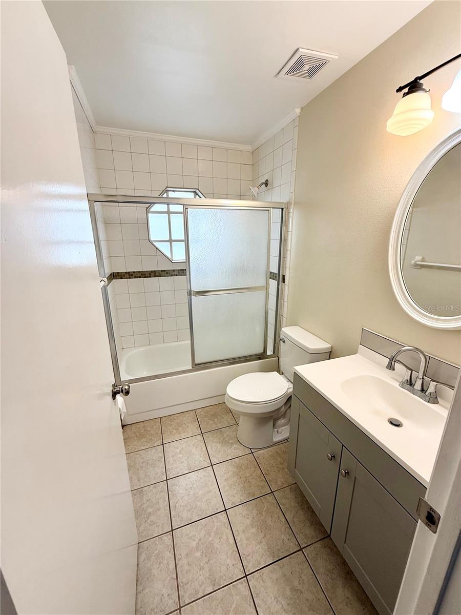 SILVER SPGS SHROE UN 27 - Residential Lease
