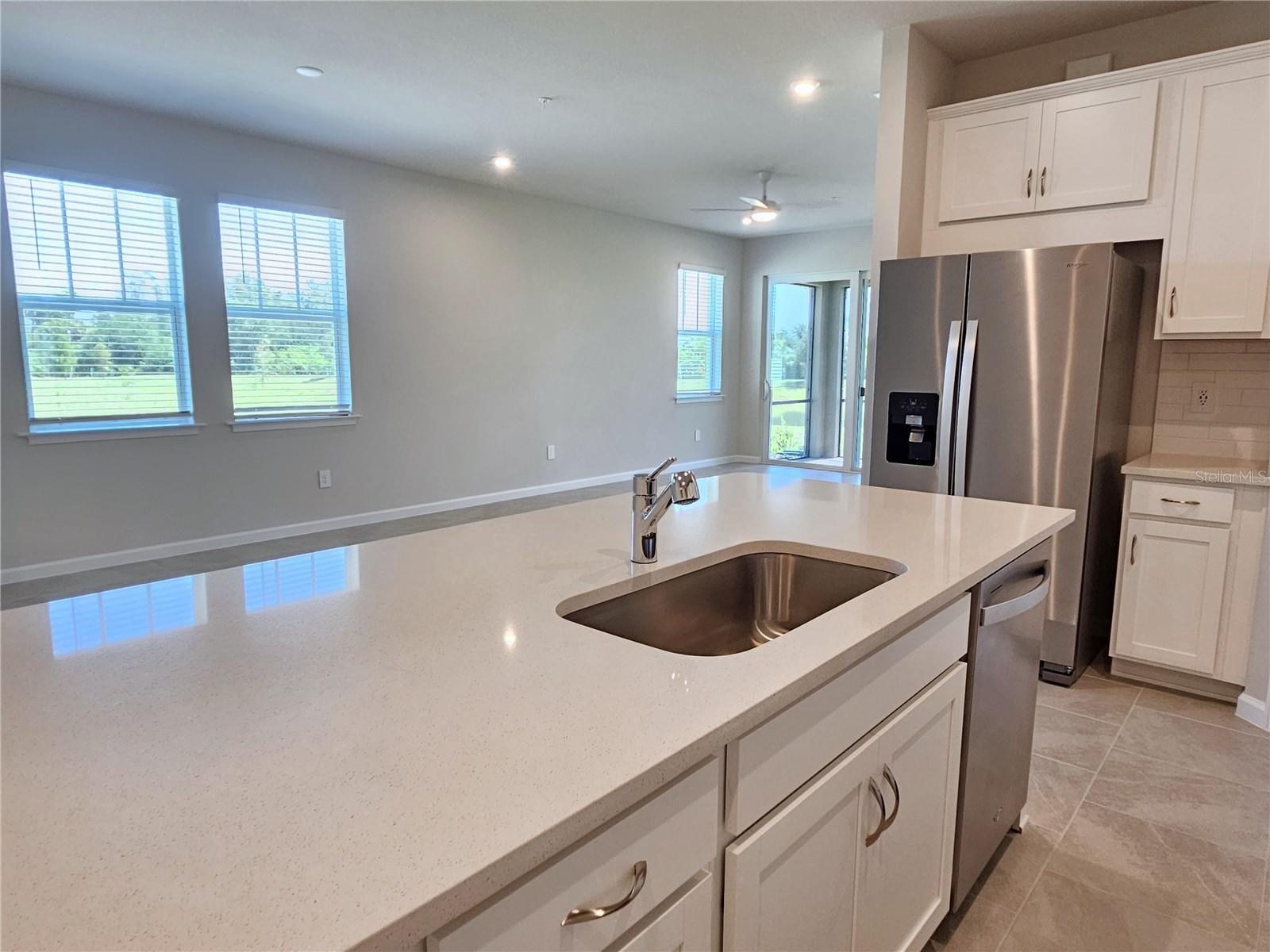 SUNSTONE - Residential Lease