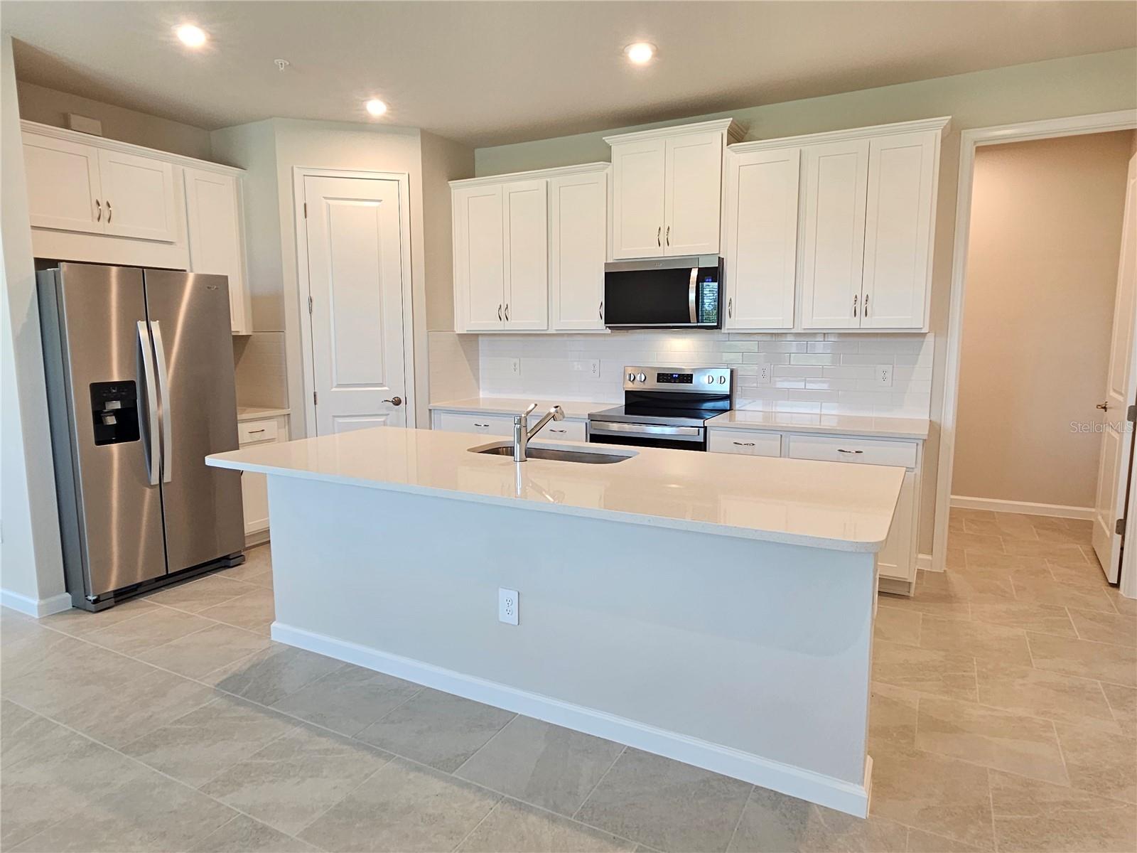 SUNSTONE - Residential Lease