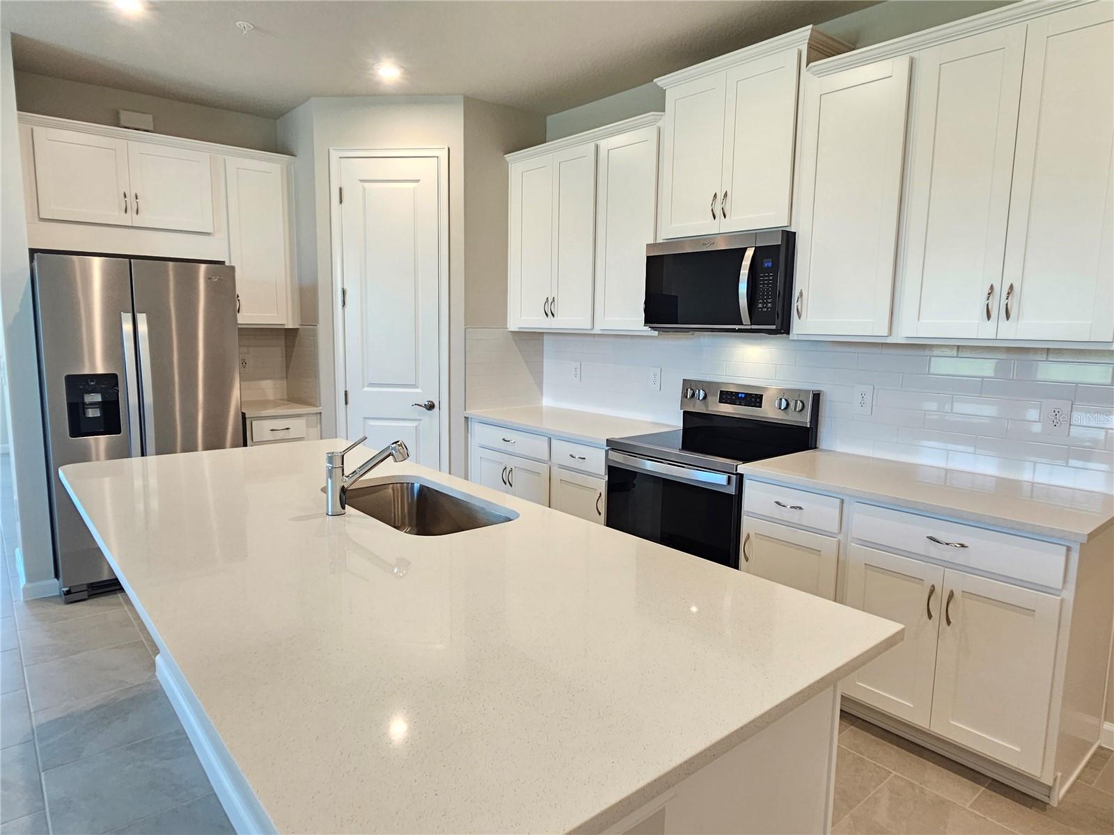 SUNSTONE - Residential Lease
