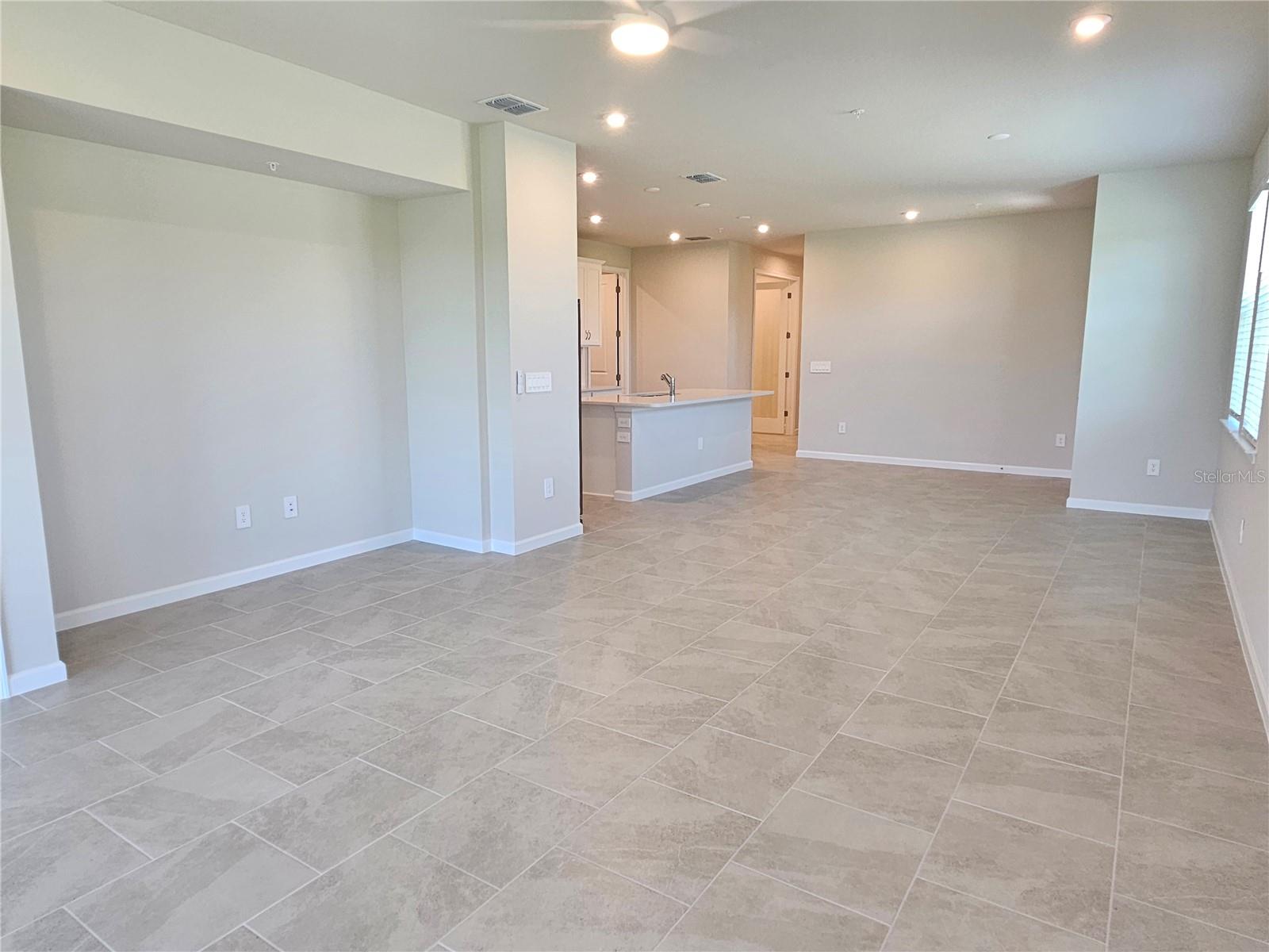 SUNSTONE - Residential Lease