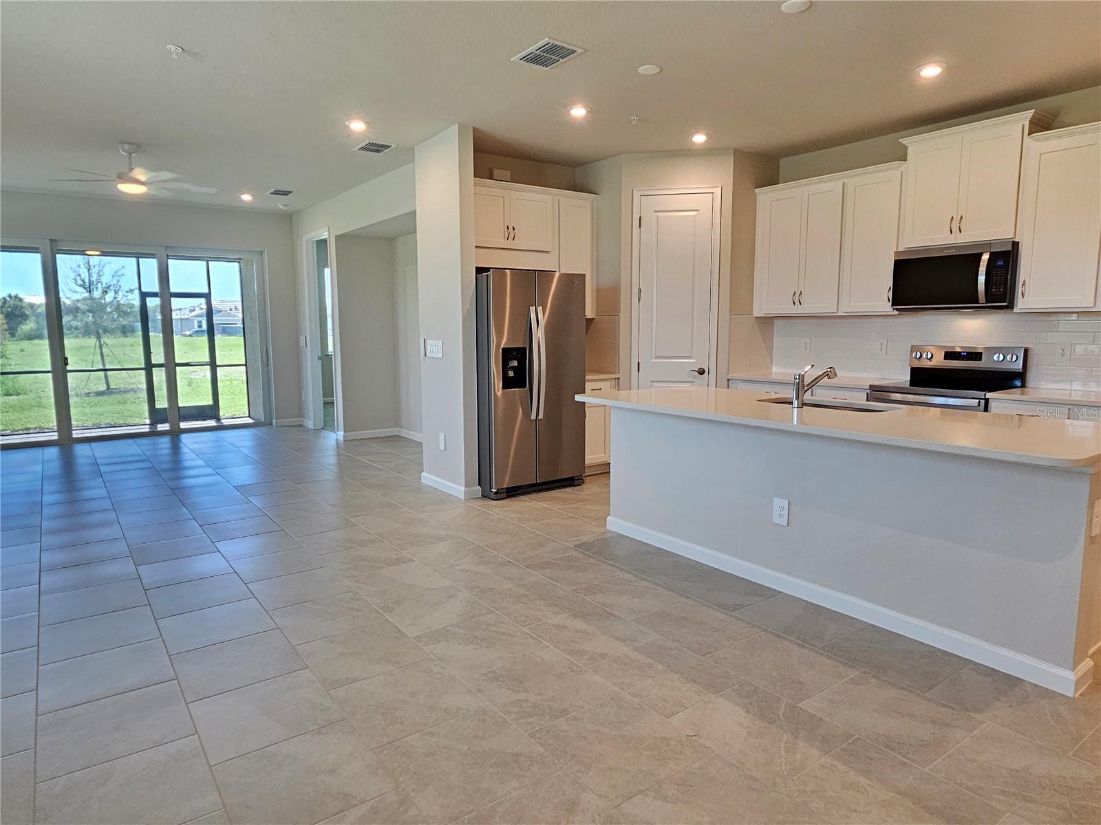 SUNSTONE - Residential Lease
