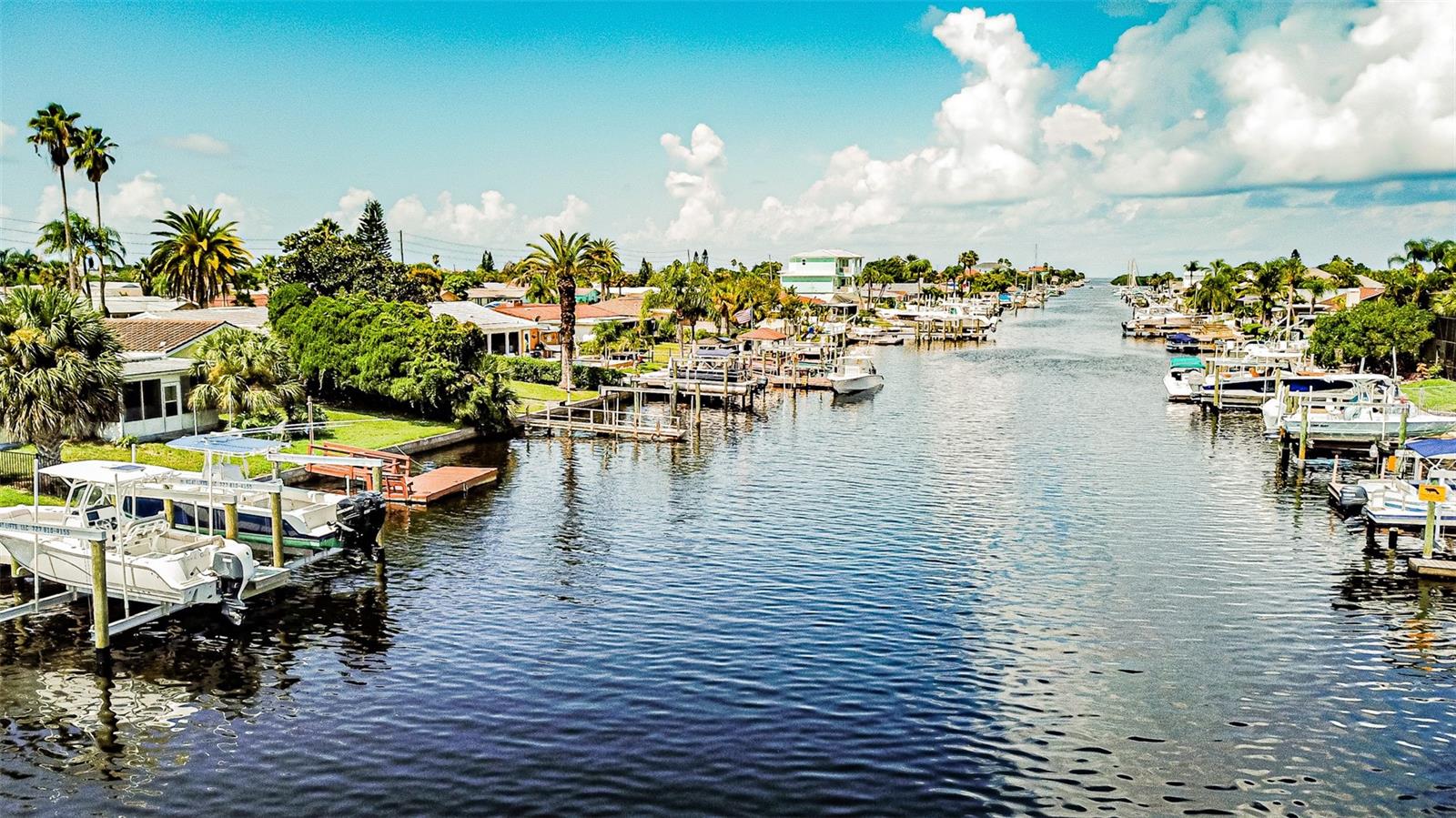 A SPACIOUS 3 BEDROOM 3 BATH HOME ON A CIRCULAR DRIVEWAY THAT IS 5 MINUTES TO AN OPEN OCEAN DOCK ON A LARGE CANAL. THE HOME ALSO HAS A NICE SCREENED LAUNI THAT OVERLOOKS THE CANAL, THERE IS ALSO A DOCK ON THE CANAL THAT LEADS RIGHT TO THE OCEAN. THE KITCHEN HAS TOP OF THE LINE STAINLESS STEEL APPLIANCES.

THE PROPERTY ALSO HAS ACCESS TO THE GULF HARBORS PRIVATE BEACH


Home is available for Rent to own / lease option